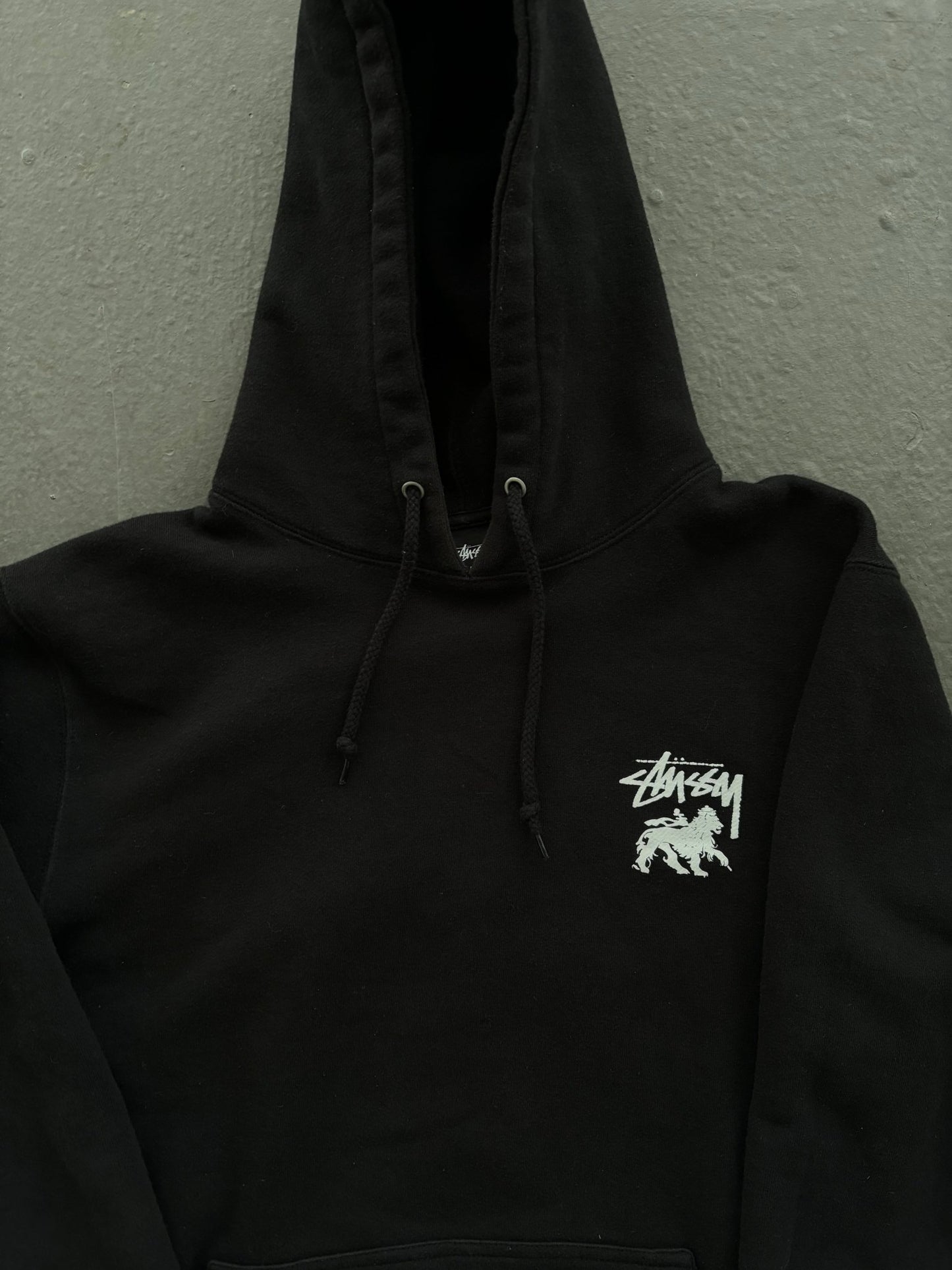 Stussy lion logo hoodie (M)