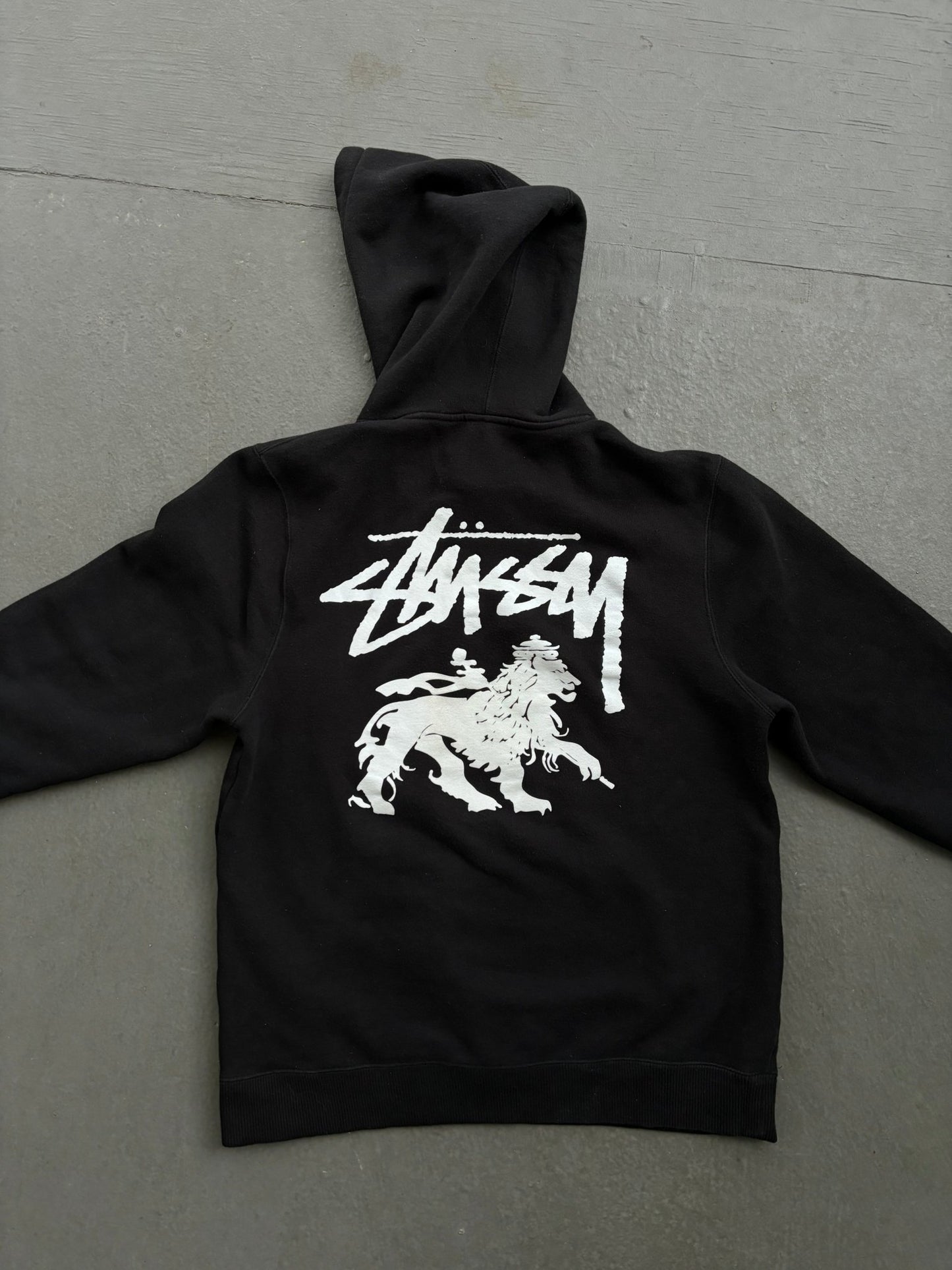 Stussy lion logo hoodie (M)