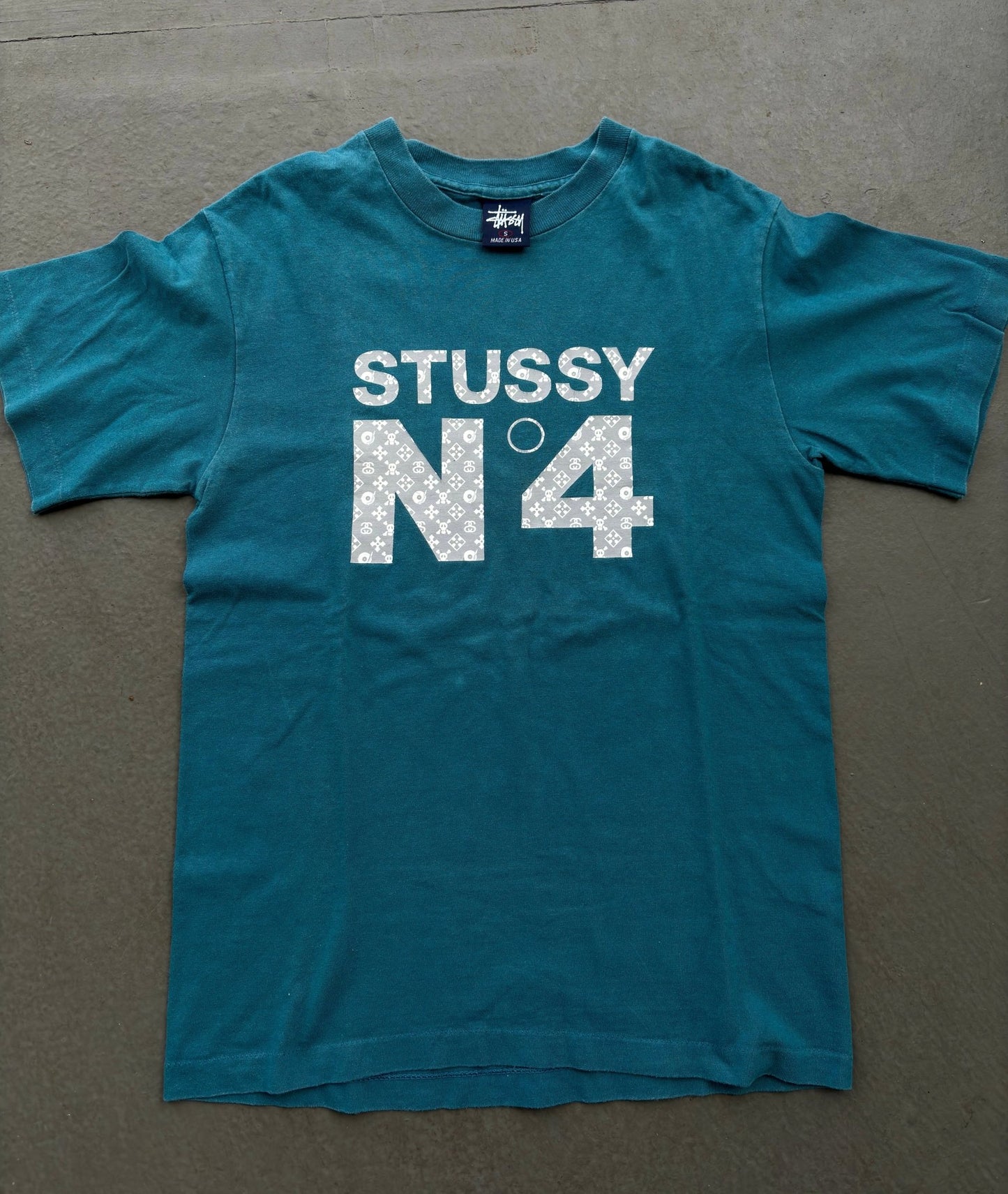 Vintage Stussy N4 LV logo 2001 (S)